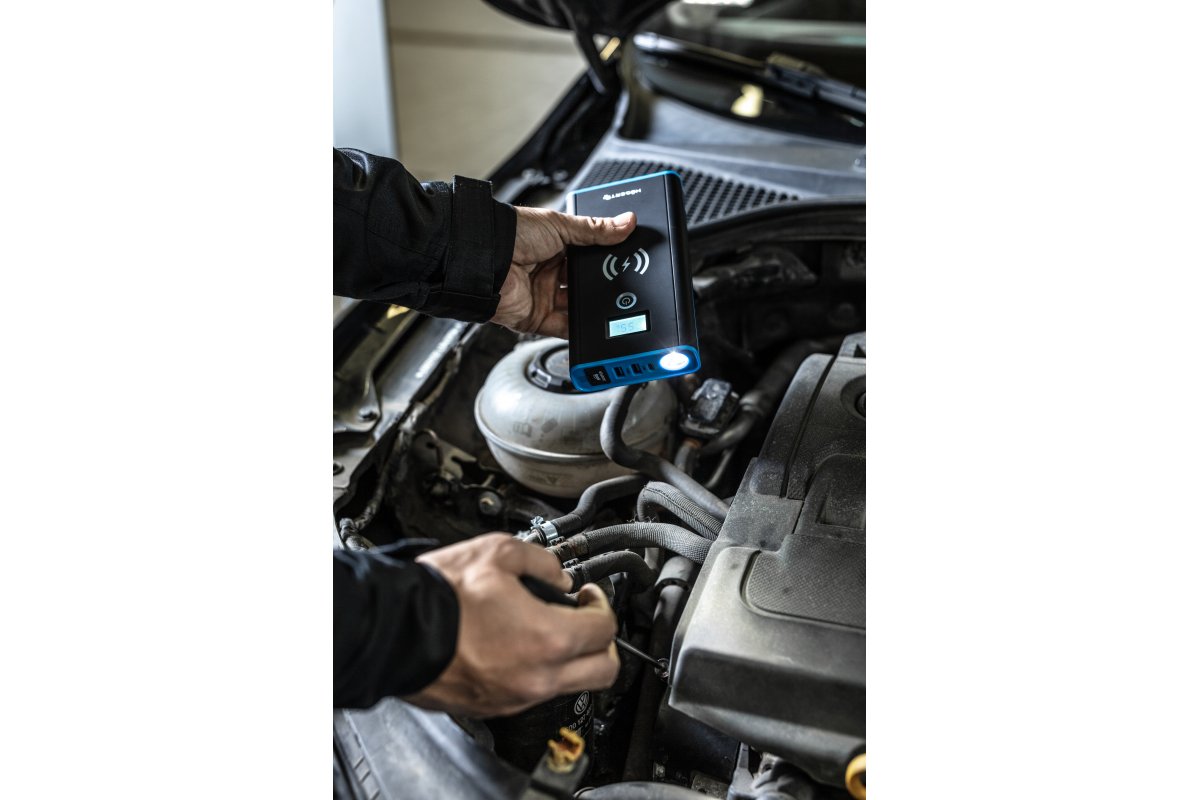 Пуско-зарядний пристрій 400А